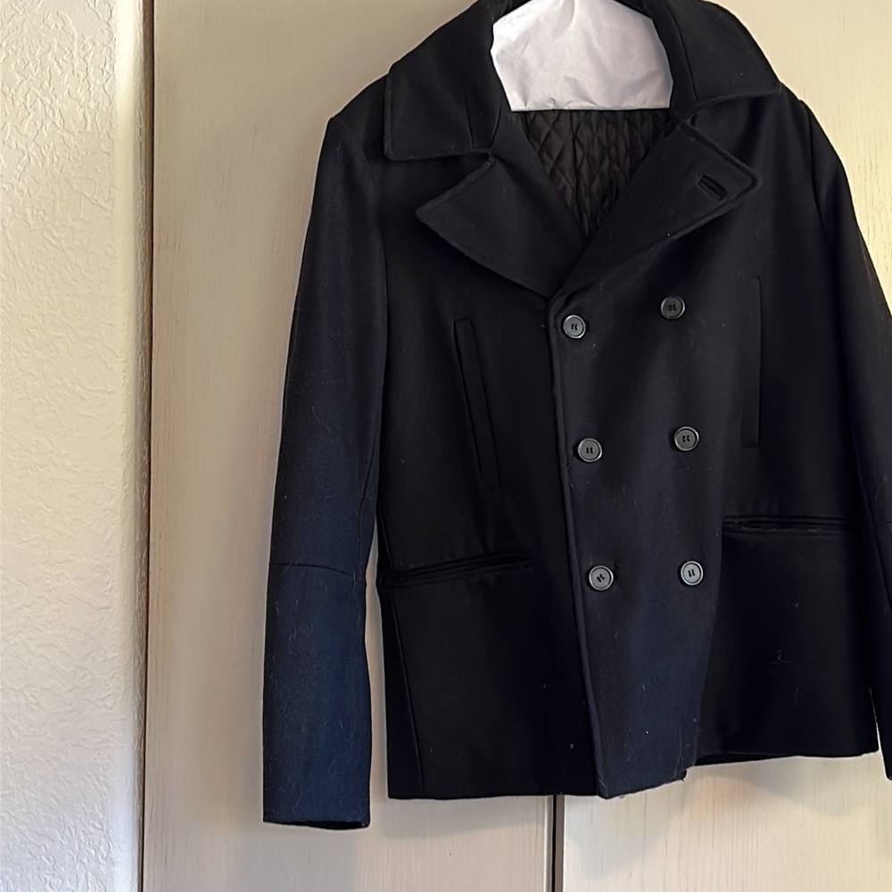 Black men’s h&m peacoat